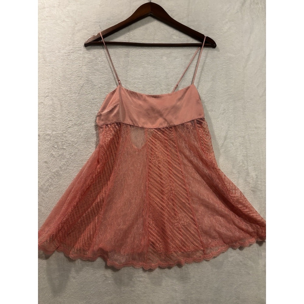 Victoria's Secret Babydoll Chemise  Women's Med Coral‎ Sheer Lingerie Valentines